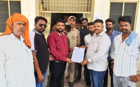 Bajpur : बिना अनुमति लग रहे हाट बाजार के खिलाफ फूटा ग्रामीणों का गुस्सा, हटाने की मांग को लेकर एसडीएम कार्यालय में प्रदर्शन