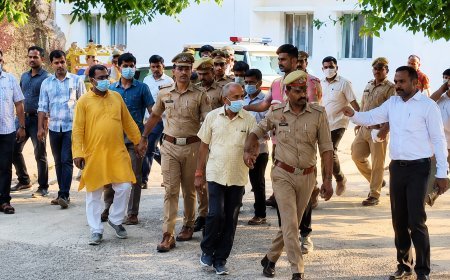 Ram Mandir Donation Case: राम मंदिर चढ़ावा चोरी मामले में बड़ी कार्रवाई, मुख्य आरोपी टिन्नू यादव के ठिकानों पर रेड
