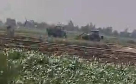 Hardoi : हरपालपुर में नियमों को ताक पर रखकर रात भर हो रहा मिट्टी का अवैध खनन, प्रशासन को लग रहा लाखों का चूना