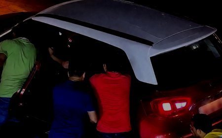 Ghaziabad Crime News: गाजियाबाद के लोनी में रोडरेज की खूनी वारदात, बाइक टच होने पर प्रॉपर्टी डीलर के दफ्तर में किशोर को उतारा मौत के घाट