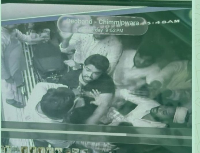 Deoband : मीना बाजार में कपड़ा व्यापारी के बेटे पर हमला, दो आरोपी पुलिस की हिरासत में