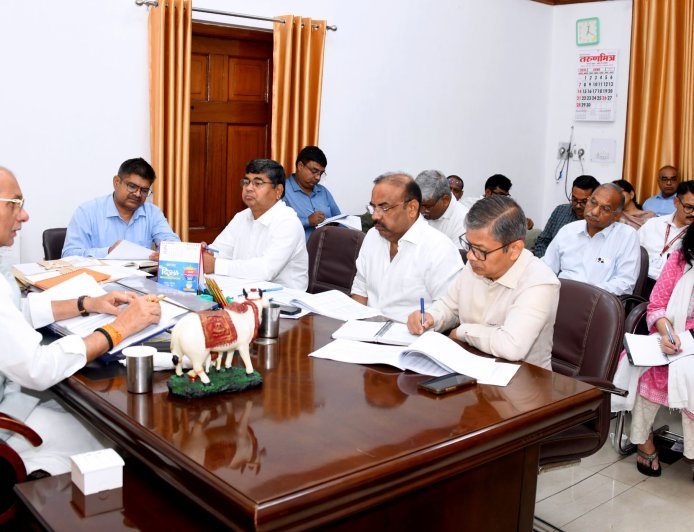 Lucknow : महिला दुग्ध उत्पादकों का होगा सम्मान, उत्तर प्रदेश में विश्व दुग्ध दिवस अभियान का आगाज