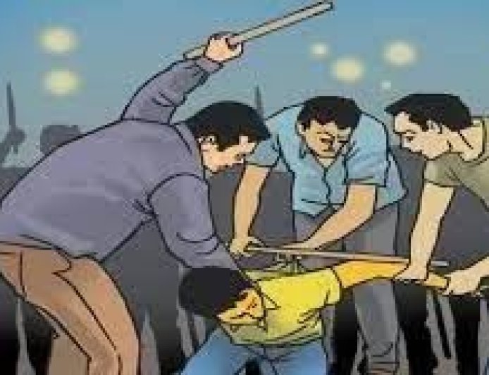 Saharanpur : तल्हेड़ी बुजुर्ग में नंबर पर गाड़ी चलाने की बात कहने पर ई-रिक्शा चालक को लोहे के पंच से पीटा, पुलिस ने की कार्रवाई