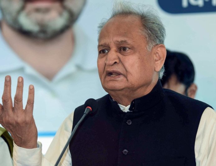 'मैं देश का सबसे संतुष्ट राजनेता हूँ, अब मुझे किसी पद या सत्ता की लालसा नहीं' - पूर्व मुख्यमंत्री अशोक गहलोत ने जयपुर में दिया बड़ा बयान