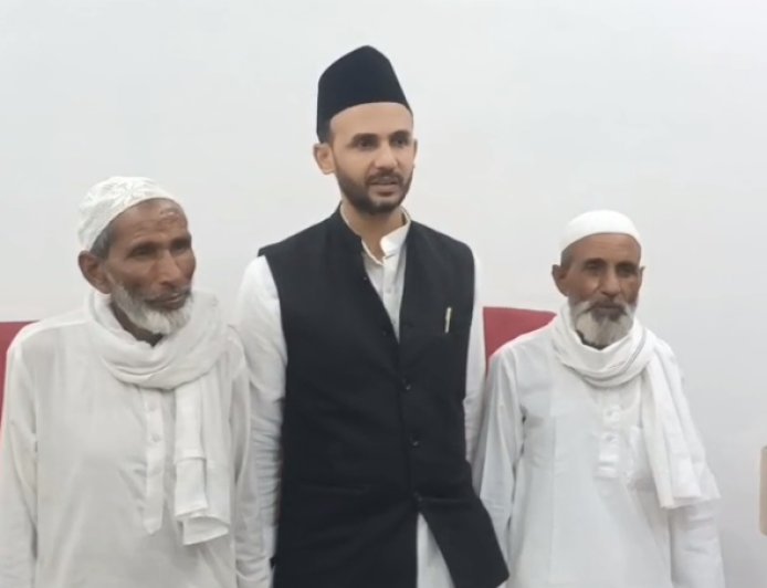 Sambhal: तीन तलाक पीड़ित महिलाओं की योजना पर बर्क का सरकार पर हमला, बोले- जो मुसलमानो को दबा रही, वह इंसाफ कैसे देगी? चुनावी बयानबाजी