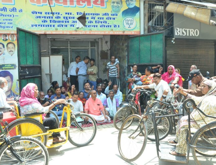 पीड़ित न्याय के लिए दर-दर भटक रहे हैं, मांगे पूरी न हुई तो नींद हराम करो आन्दोलन जल्द होगा शुरू 
