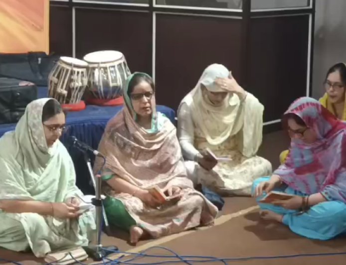 Sambhal : गुरु अर्जन देव जी के शहीदी पर्व पर गुरुद्वारा श्री गुरु नानक दरबार में सजी श्रद्धा की छबील, संगत ने किया सेवा भाव का प्रदर्शन