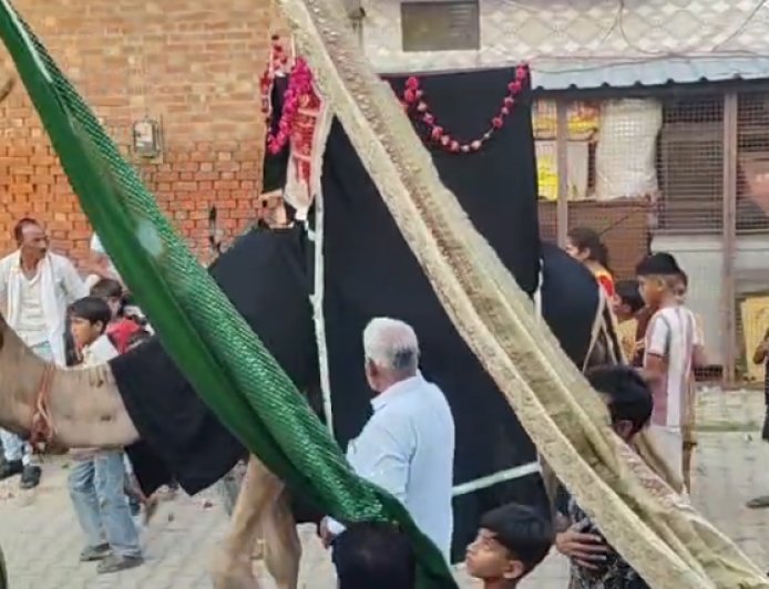 Sambhal : मोहर्रम की अज़ादारी में गूंजा या हुसैन- सम्भल में निकला परम्परागत मातमी जुलूस, अजादारों ने किया मातम