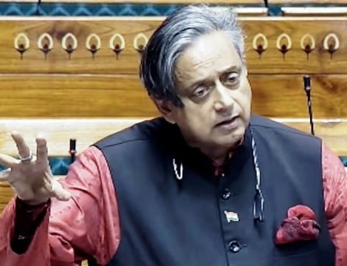 G-7 शिखर सम्मेलन 2026: पीएम मोदी और डोनाल्ड ट्रंप की मुलाकात पर कांग्रेस सांसद शशि थरूर का बड़ा बयान, समुद्री सुरक्षा को लेकर जताई गंभीर चिंता