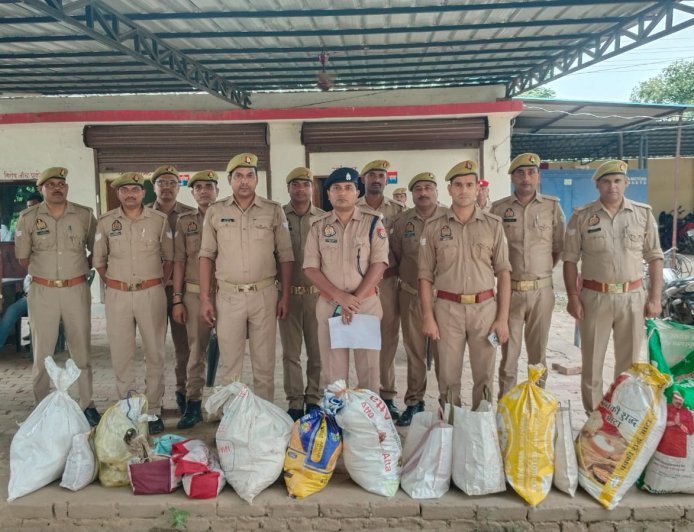 Ballia : 'ऑपरेशन दहन' के तहत बड़ी कार्रवाई, 11 थानों के 74 लाख रुपये मूल्य के मादक पदार्थ नष्ट
