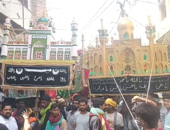 Sambhal : “या हुसैन” की सदाओं से गूंजा सम्भल, सातवीं मोहर्रम के विशाल जुलूस में उमड़ा आस्था का सैलाब