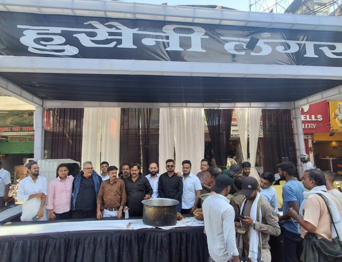 Kanpur : कानपुर में कर्बला के शहीदों की याद में लगा हुसैनी लंगर, भाईचारे की दिखी मिसाल