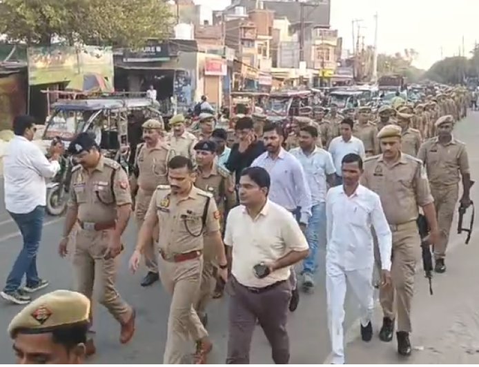 Sambhal : मुहर्रम को लेकर सम्भल पुलिस अलर्ट, 5 किलोमीटर फुट पेट्रोलिंग; 12 फीट से अधिक ऊंचे ताजियों पर रोक