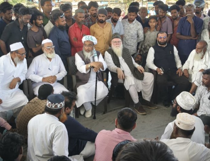 गुजरात के कच्छ में धार्मिक स्थलों को हटाए जाने के बाद तनाव, जमीयत उलेमा-ए-हिन्द की टीम ने किया दौरा, कानूनी कार्रवाई की तैयारी