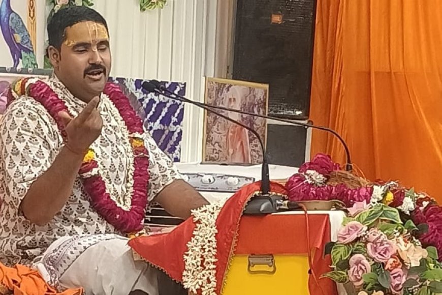 Hathras: श्रीमद्भागवत कथा में भक्ति, ज्ञान और वैराग्य का हुआ गुणगान
