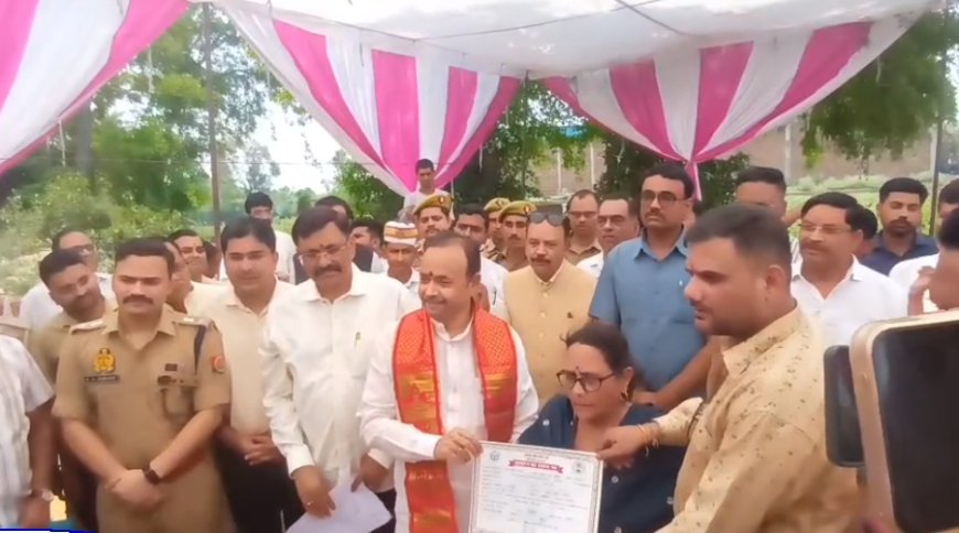 Sambhal: दंगों का दर्द 48 साल पुराना, लेकिन न्याय की शुरुआत अब... सम्भल में पीड़ित परिवारों की घर वापसी का रास्ता हुआ तैयार, सभी को मिलेगी जमीन