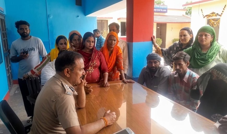Bajpur: महिला के साथ जबरदस्ती दुष्कर्म करने का प्रयास, घर में घुसकर लाठी डंडों से महिला के पति पर किया जानलेवा हमला। 