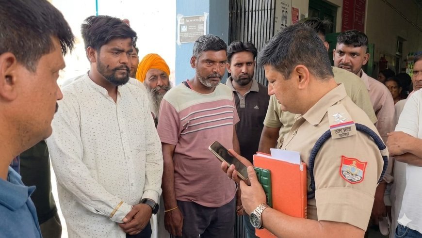 Bajpur: खनन से भरे ट्रैक्टर ट्राली ने बाइक सवार को मारी टक्कर जिसमें एक की मौत एक गंभीर रूप से घायल।