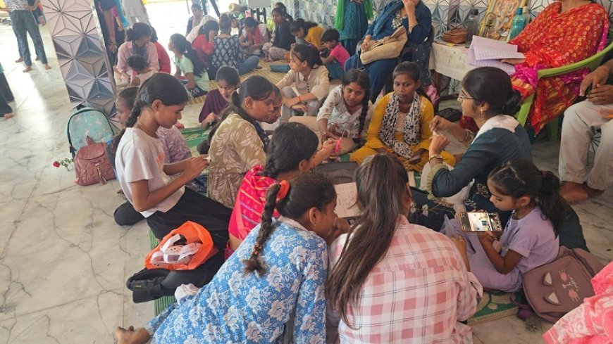 Hardoi: अस्तित्व फाउंडेशन का प्रशिक्षण शिविर बना महिलाओं और बच्चों के लिए आत्मनिर्भरता का मंच