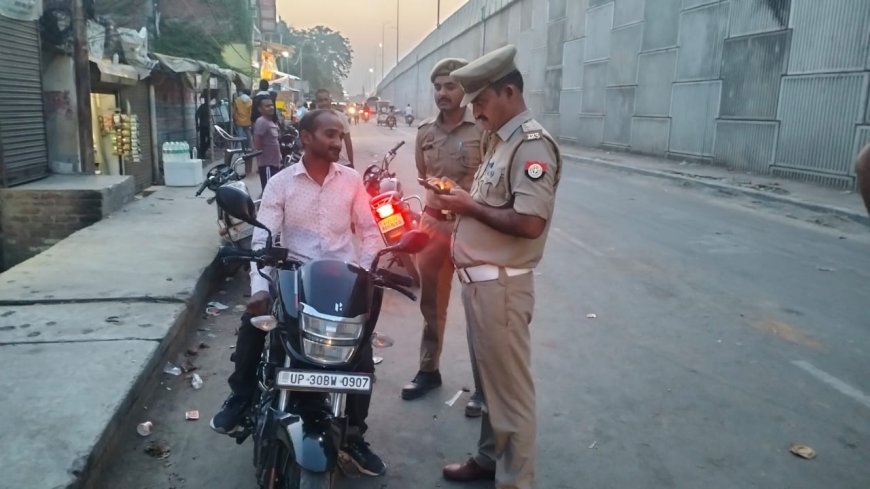 Hardoi : संडीला में पुलिस ने चलाया चेकिंग अभियान, यातायात नियम तोड़ने वाले 53 वाहनों का चालान और तीन सीज
