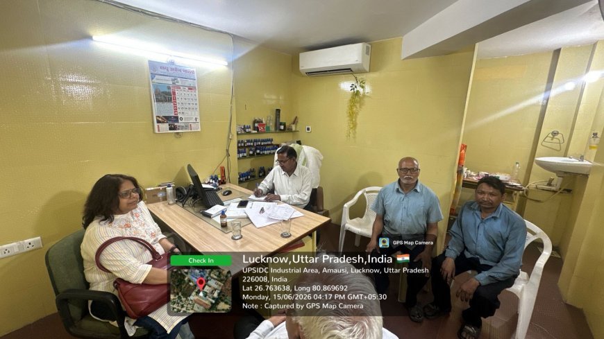Lucknow : श्रमिकों के लिए लगा विशेष स्वास्थ्य शिविर, केंद्र सरकार की कल्याणकारी योजनाओं की दी गई जानकारी