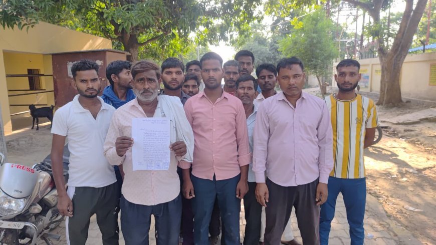 Sitapur : मिश्रिख के नेवदिया गांव में छह दिनों से बिजली ठप, ग्रामीणों ने पावर हाउस का किया घेराव