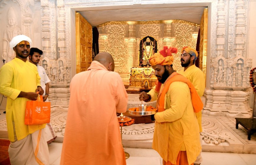Ayodhya : रामनगरी पहुंचे मुख्यमंत्री ने संकटमोचन और रामलला के चरणों में टेका माथा, संतों का जाना हालचाल