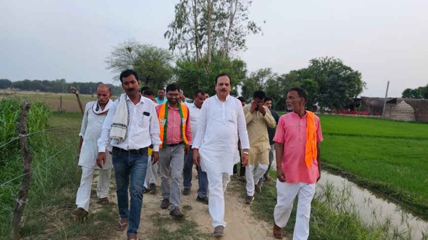 Hardoi : विधायक माधवेंद्र प्रताप सिंह रानू ने सांडी के भानापुर जनियामऊ में बाढ़ परियोजना के कार्यों का किया निरीक्षण, दिए निर्देश