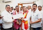 देवबंद नगर पालिका की बड़ी पहल: सेवानिवृत्त कर्मचारियों को मिला 1 करोड़ से अधिक का लंबित भुगतान, राज्यमंत्री कुंवर बृजेश सिंह ने बांटे चेक