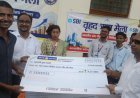 समाधान दिवस पर सातों तहसीलों में लगा मेगा ऋण मेला, लाभार्थियों को बांटे गए स्वीकृति पत्र।