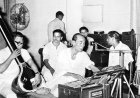 RD Burman Music Secret: जब आरडी बर्मन ने छत पर डलने वाली शीट से पैदा की बिजली कड़कने की आवाज, राजेश खन्ना के 52 साल पुराने गाने का दिलचस्प किस्सा