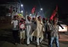 दिल्ली में छात्रों पर लाठीचार्ज और अखिलेश यादव की गिरफ्तारी पर संभल में सपा का जोरदार प्रदर्शन, शिक्षा मंत्री के इस्तीफे की मांग