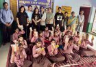 हाथरस के विद्यालय में 'फिट गर्ल्स प्रोजेक्ट' के तहत छात्राओं को दिया गया योग व स्वास्थ्य का संदेश