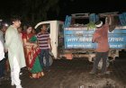 Hathras: रात्रि में सड़कों पर उतरीं पालिकाध्यक्ष, सफाई व्यवस्था और पंपिंग स्टेशन का लिया जायजा