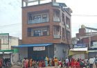 Hardoi: दर्दनाक हादसा- 17 साल के बेटे ने लगाई फांसी, सदमे में मां ने दूसरी मंजिल से कूदकर दी जान