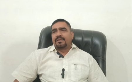 36 साल बाद जागा प्रशासन? सनातन पब्लिक स्कूल सील होने पर फूटा गुस्सा, बोले एडवोकेट- बच्चों का भविष्य बर्बाद करने वालों पर हो कार्रवाई