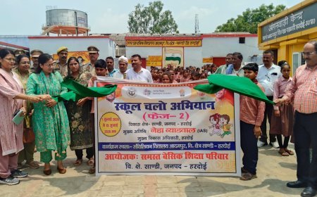 सीडीओ नेहा व्याडवाल ने स्कूल चलो अभियान रैली को दिखाई हरी झंडी, 'एक पेड़ माँ के नाम' अभियान के तहत किया पौधारोपण