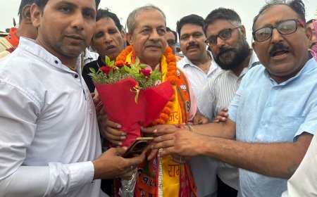 देवबंद पहुंचे भाजपा क्षेत्रीय अध्यक्ष नवाब सिंह नागर, रोहना टोल प्लाजा पर कार्यकर्ताओं ने किया जोरदार स्वागत