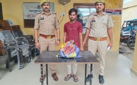 हरदोई में मंदिर से घंटे चुराने वाला शातिर अपराधी गिरफ्तार, पुलिस ने पीतल के घंटे और बाइक की बरामद