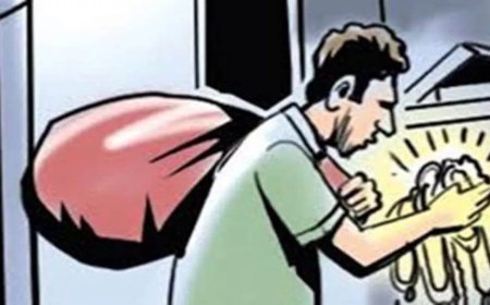 Deoband Crime News: लखनौती में फोटोग्राफर के बंद मकान से 8 लाख की चोरी, कीमती कैमरा और आभूषण ले उड़े चोर