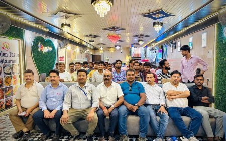 Hardoi News: संडीला में सुप्रीम इंडस्ट्रीज की तकनीकी कार्यशाला, प्लंबरों को मिले आधुनिक प्लंबिंग के टिप्स