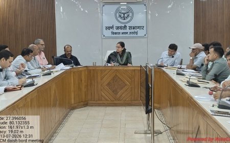 मुख्यमंत्री डैशबोर्ड समीक्षा में सीडीओ ने दिए लक्ष्य समय से पूरे करने के निर्देश, प्रदेश के टॉप-10 जिलों में शामिल हुआ हरदोई