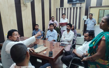 हरदोई के संडीला में नगरवासियों की समस्याओं पर बड़ा कदम: चेयरमैन ने जनसुनवाई कर अधिकारियों को दिए त्वरित समाधान के निर्देश