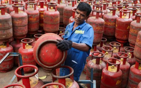 LPG Price Today: अमेरिका-ईरान तनाव के बीच एलपीजी सिलेंडर के नए दाम जारी, जानें दिल्ली से मुंबई तक 14.2kg और 19kg के रेट 