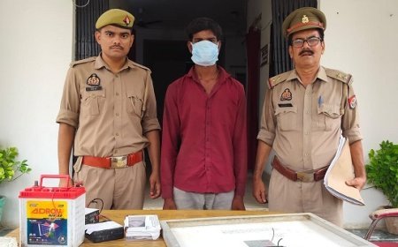 कछौना पुलिस ने चोरी का खुलासा कर आरोपी को दबोचा, सोलर बैटरी समेत नकदी बरामद
