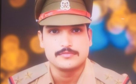 सीतापुर में बेहतर कानून व्यवस्था के लिए रेउसा थाना प्रभारी सम्मानित: एसपी अंकुर अग्रवाल ने दिया प्रशस्ति-पत्र