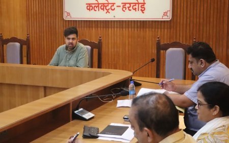 मुख्यमंत्री युवा उद्यमी विकास योजना को लेकर डीएम अनुनय झा सख्त, अधिक से अधिक युवाओं को लाभ दिलाने के दिए निर्देश