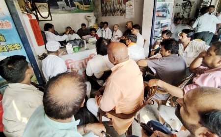 हरदोई में 'प्राइवेट बस मालिक एकता मंच' का गठन, नाहर सिंह सर्वसम्मति से चुने गए अध्यक्ष, उठाई जाएगी ट्रांसपोर्टरों की आवाज