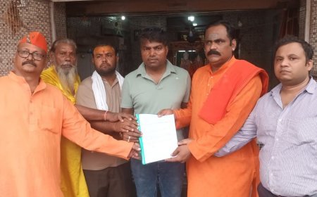 सम्भल: मौलाना जरजिस अंसारी के विवादित बयान पर भड़का हिंदू समाज: कार्रवाई की मांग को लेकर प्रदर्शन
