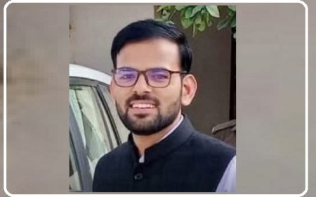 Hathras: शिव प्रकाश यादव ने संभाली सासनी एसडीएम की कमान